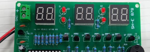 デジタル時計のキットが動かないので直す サムネイル